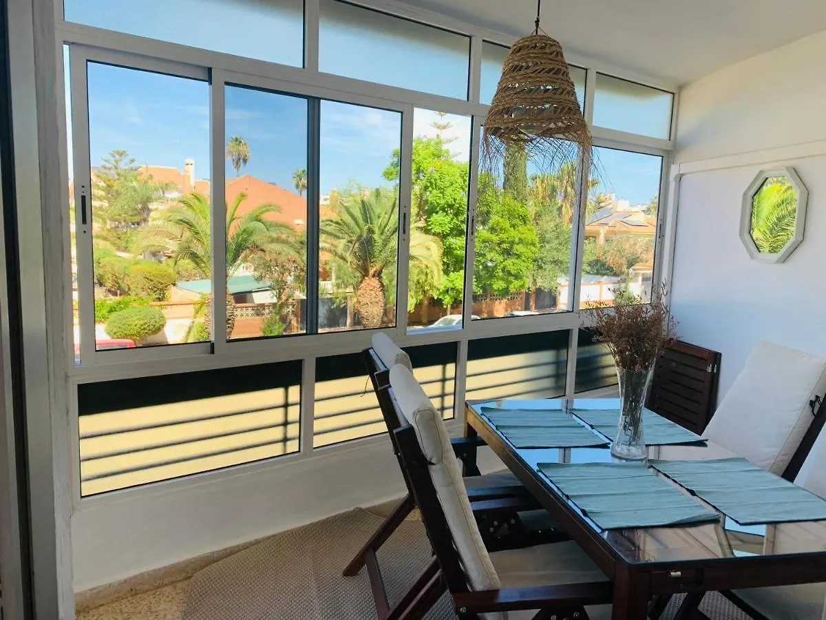 Charming & Cosy Beach Apartment 托雷莫利诺斯 0*,  西班牙